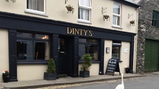 Dinty&rsquo;s Bar