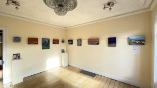 Lili Gallery